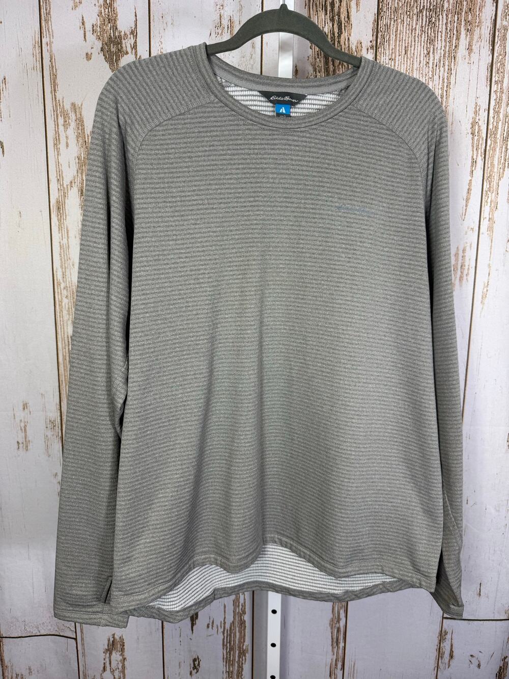 Eddie Bauer, First Ascent Thermal Long Sleeve Shirt. Size Large. Excellent cond!
